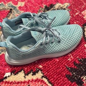 No Bull Mesh Runners Shoes women’s 8 Men’s 6.5